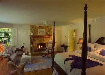 The Yellow House On Plott Creek 4* Waynesville